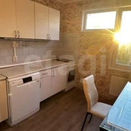 Продажа 2-комн квартиры на вторичном рынке Бабушкина ул,  д. 49