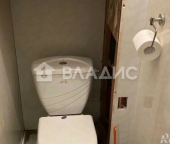 Продать Квартиры вторичка Ленская улица  6 к3 