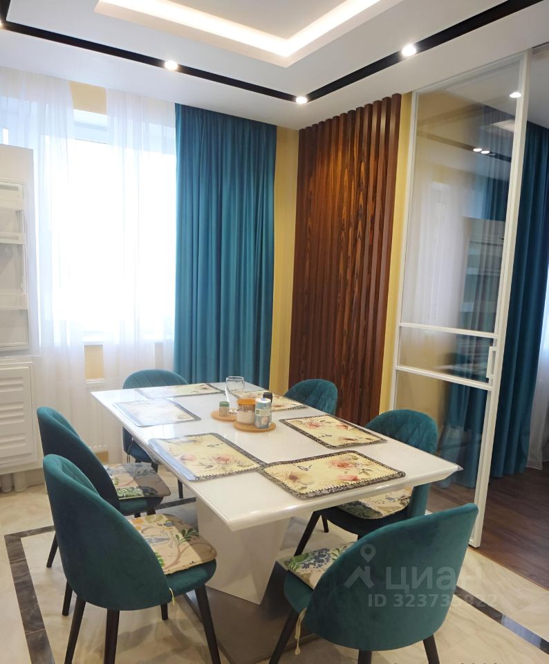 Аренда 4-комн квартиры на вторичном рынке улица Татьянин Парк, 15к1