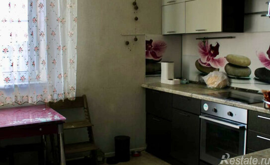 Продажа 5-комн квартиры на вторичном рынке Пятницкое ш,  д. 6 к4