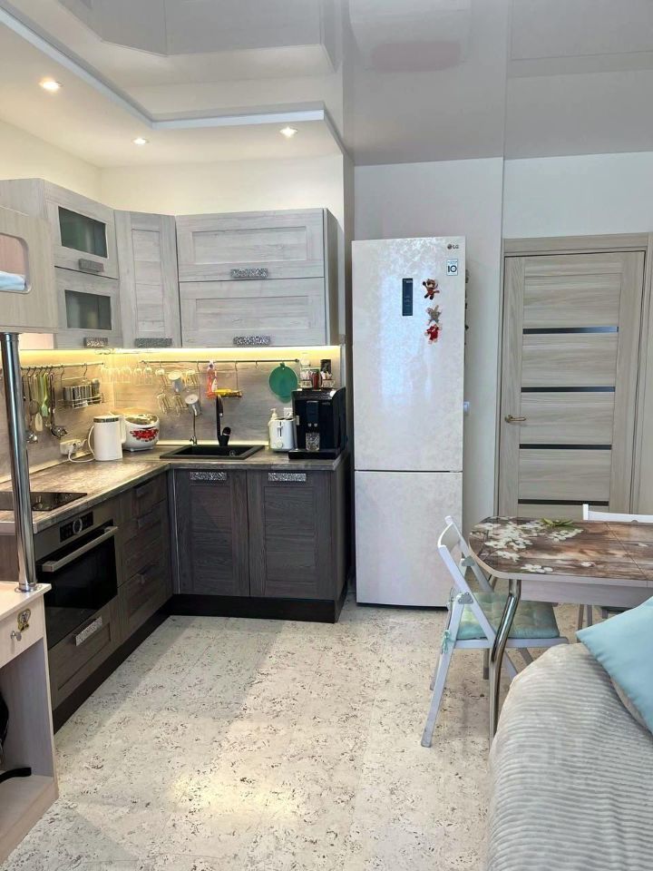 Продажа 1-комн квартиры на вторичном рынке улица Вадима Шефнера, 12к1