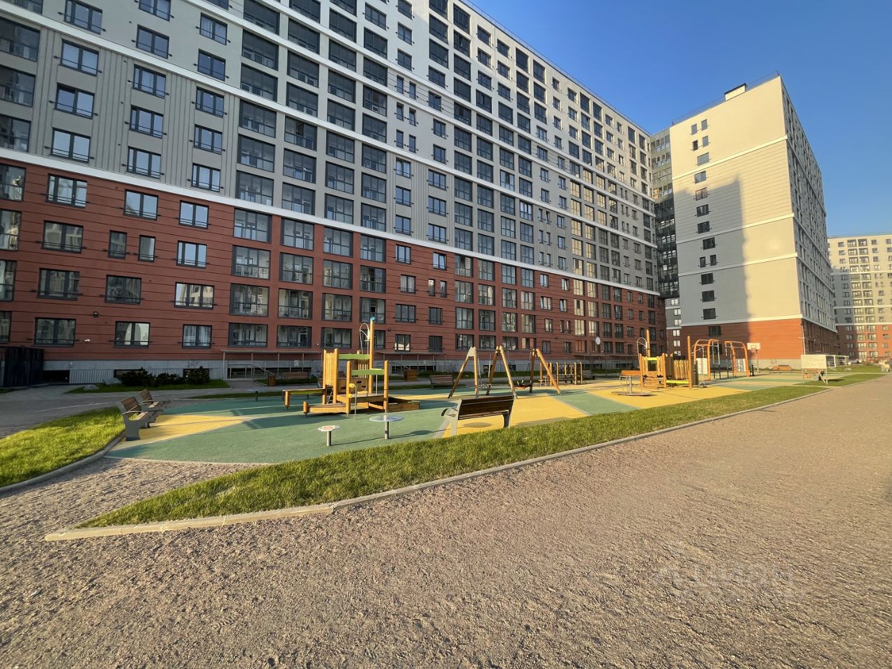 Продажа 2-комн квартиры на вторичном рынке проспект Крузенштерна, 2