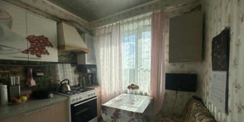2-комн квартира ул Ленсовета,  д. 15