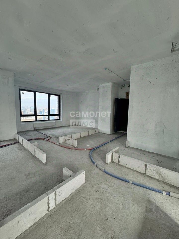 Продажа 3-комн квартиры на вторичном рынке улица Виктора Маслова, 2