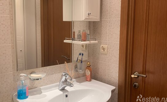 Аренда 3-комн квартиры на вторичном рынке ул Каргопольская,  д. 11,  к. 2