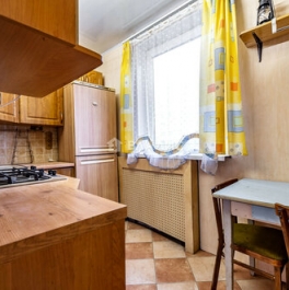 Продажа 2-комн квартиры на вторичном рынке Будапештская улица,  д. 101 к1