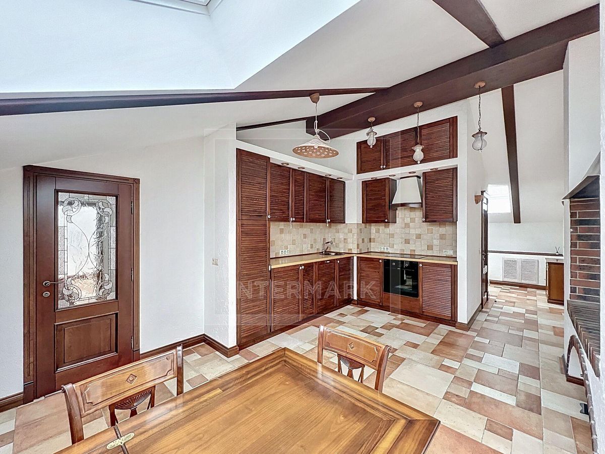 Аренда 5-комн квартиры на вторичном рынке Цветной бульвар, 28С1