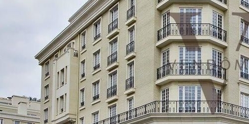 4-комн квартира улица Ефремова, 19к2