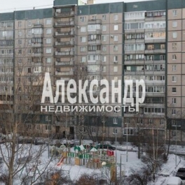 Продажа 3-комн квартиры на вторичном рынке Богатырский пр-кт,  д. 33 к2