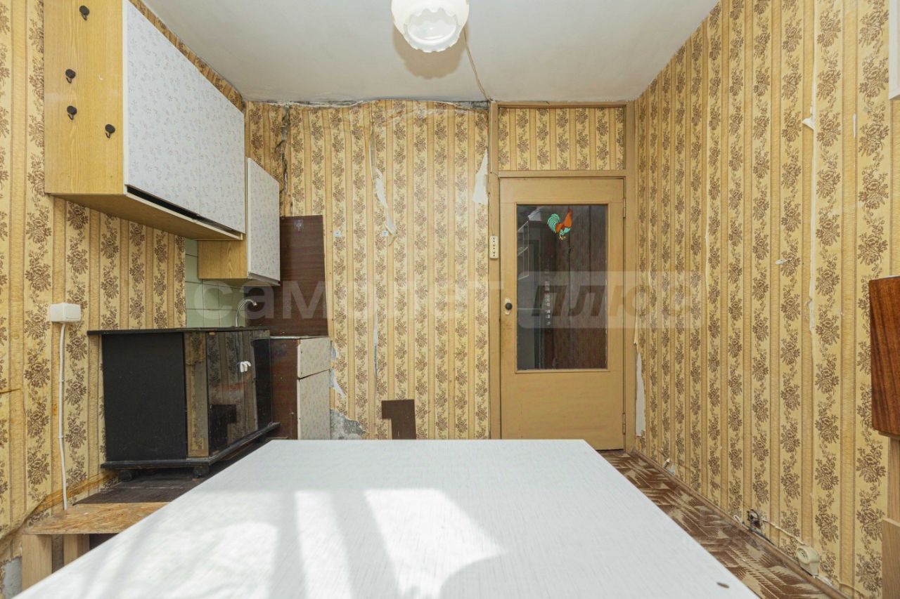 Продажа 2-комн квартиры на вторичном рынке пос. Власиха, улица Солнечная,  д. 12