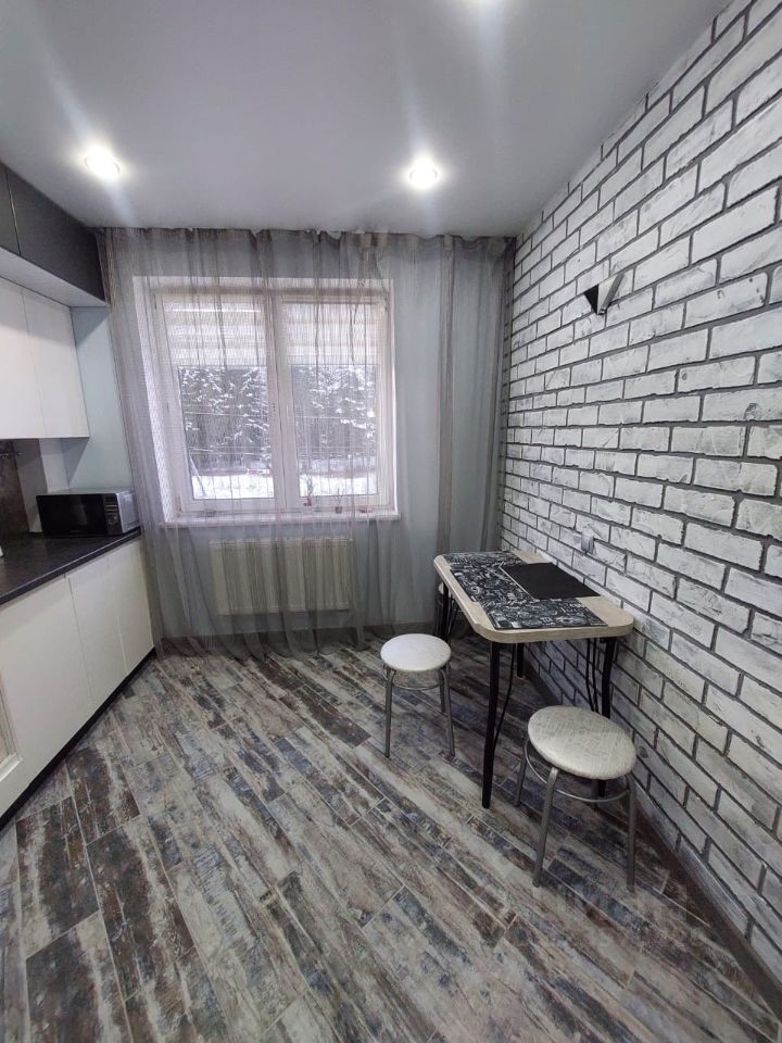 Аренда 1-комн квартиры на вторичном рынке улица Генерала Донскова, 23