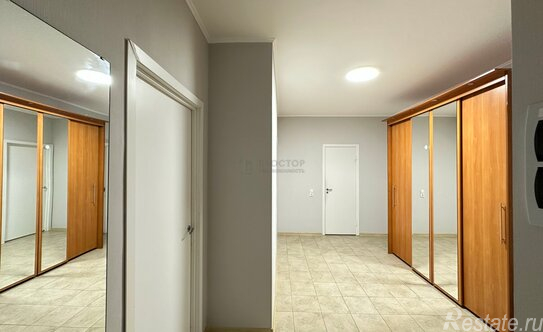 Продажа 3-комн квартиры на вторичном рынке Зенино, Каштановая улица,  д. 6/2