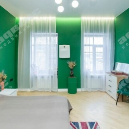 Продажа 3-комн квартиры на вторичном рынке улица Куйбышева,  д. 33/8