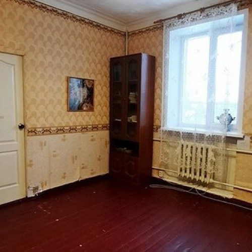 3-комн квартира Сланцы, пер Островского,  д. 3