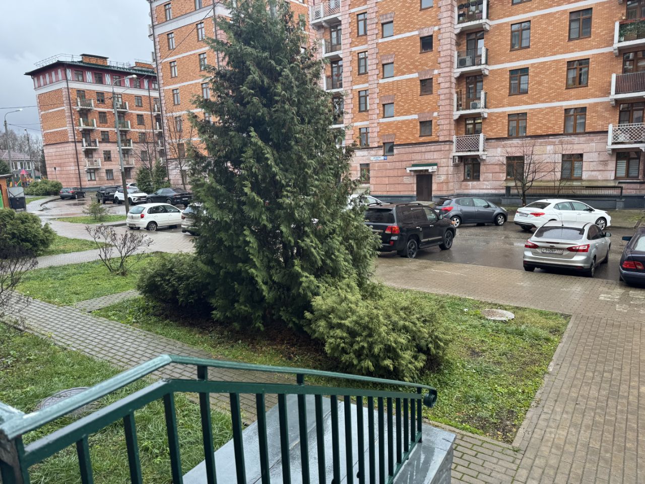 Продажа 1-комн квартиры на вторичном рынке Опалиха мкр, улица Дежнева, 12