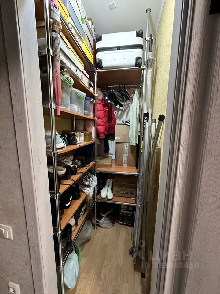 Продажа 3-комн квартиры на вторичном рынке пос. Шушары, Славянка тер., улица Ростовская, 4к8