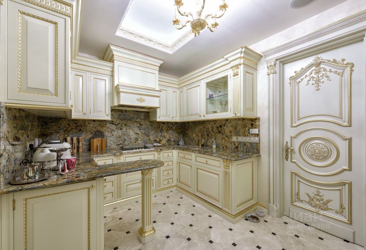 Продажа 4-комн квартиры на вторичном рынке Нежинская улица, 1к1