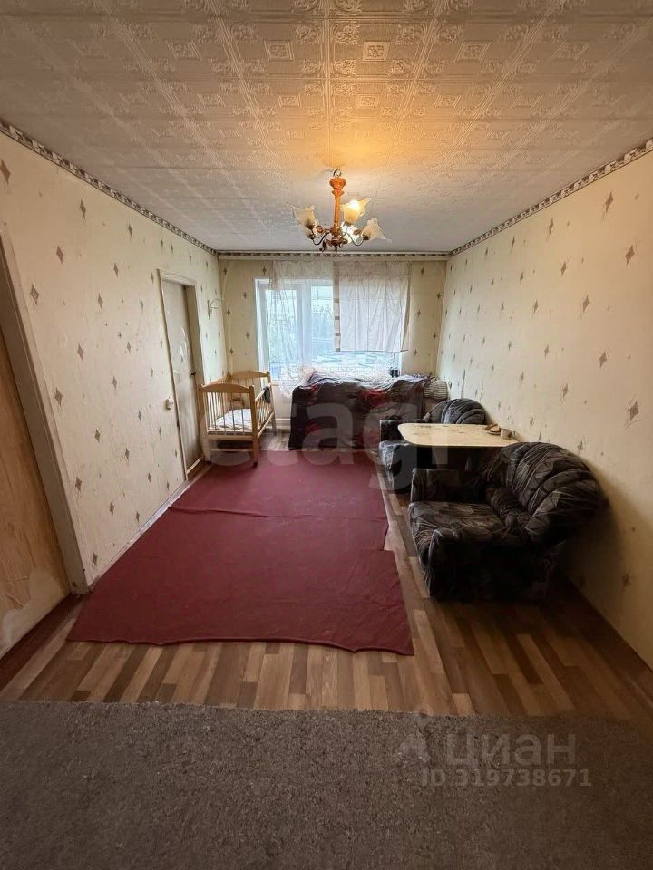 Продажа 4-комн квартиры на вторичном рынке Волосово, Гатчинское шоссе, 4