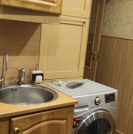 Продажа 2-комн квартиры на вторичном рынке Белградская улица,  д. 32