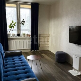 Продажа 2-комн квартиры на вторичном рынке Александровской фермы пр-кт