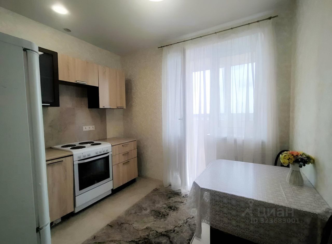 Продажа 1-комн квартиры на вторичном рынке Сходня мкр, улица Микояна, 23к2