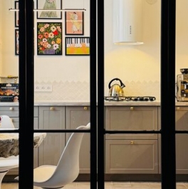 Продажа 3-комн квартиры на вторичном рынке район Левобережный, Центральная улица,  д. 4