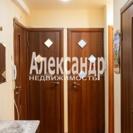 Продажа 2-комн квартиры на вторичном рынке Учебный пер,  д. 10,  к. 1