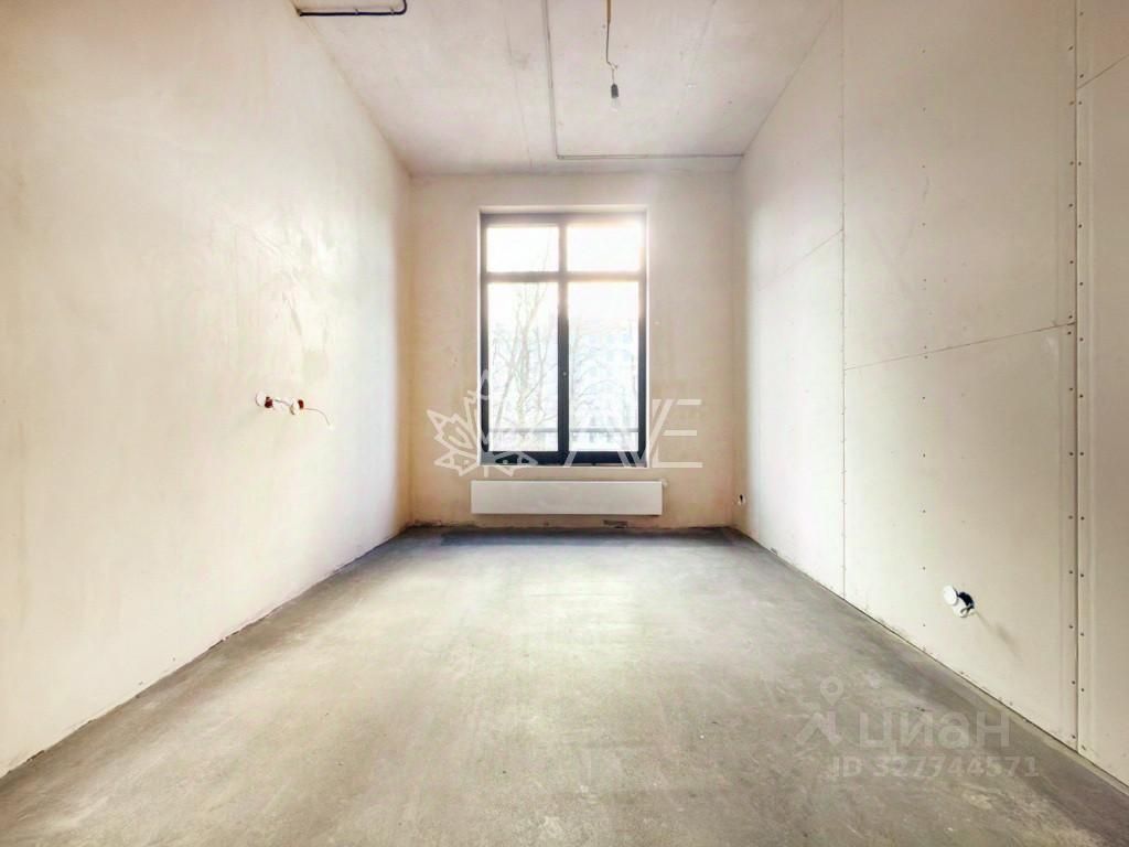 Продажа 2-комн квартиры на вторичном рынке проспект Большой Васильевского острова, 67к2