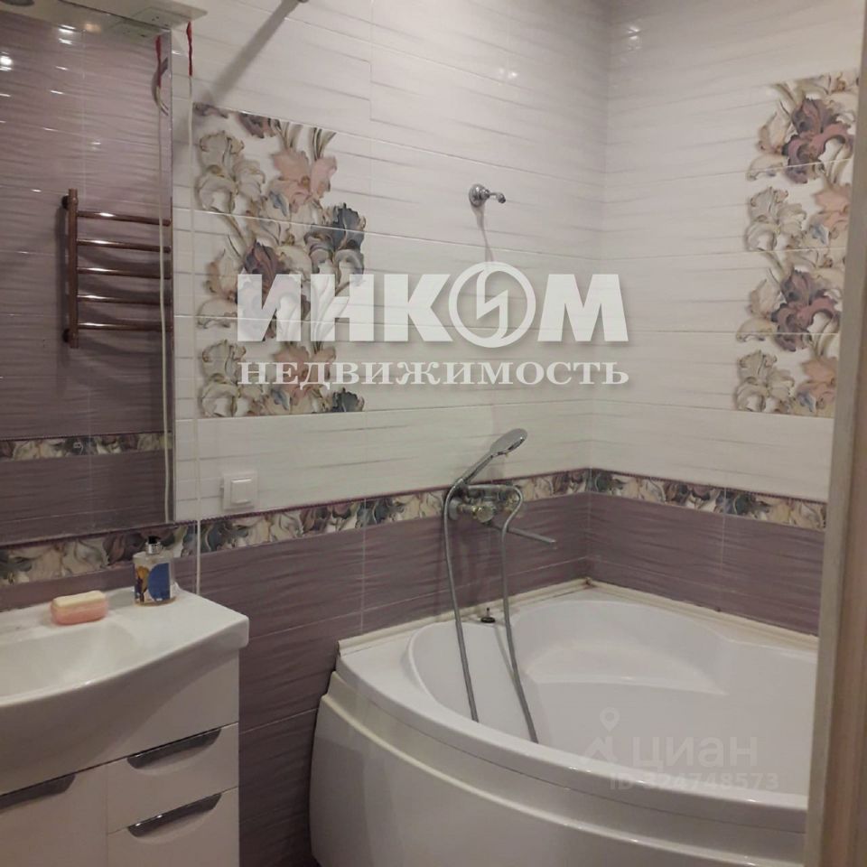 Продажа 2-комн квартиры на вторичном рынке Звенигород, Спортивная улица, 12/1