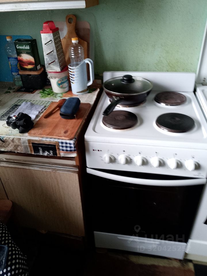 Продажа комнаты Колпино, улица Красных Партизан, 10