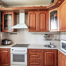 Продажа 3-комн квартиры на вторичном рынке Луганская улица,  д. 7 к1