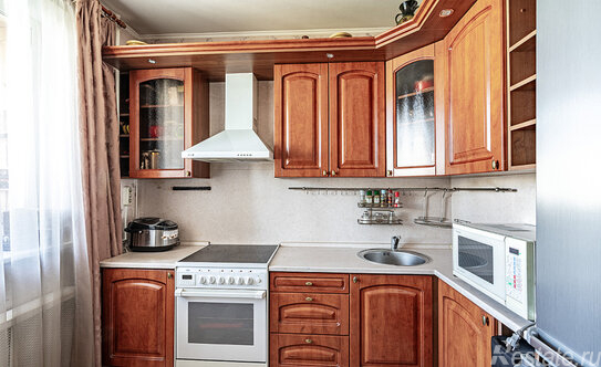 Продажа 3-комн квартиры на вторичном рынке Луганская улица,  д. 7 к1