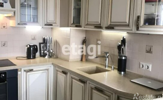 Продажа 2-комн квартиры на вторичном рынке ул Бадаева,  д. 6,  к. 1