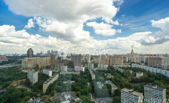 Продажа 3-комн квартиры на вторичном рынке Мичуринский пр-кт,  д. 56