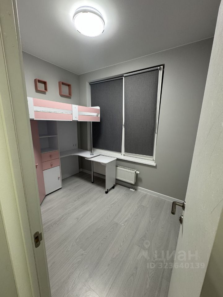 Аренда 1-комн квартиры на вторичном рынке Отрадное пгт, улица Парковая, 1