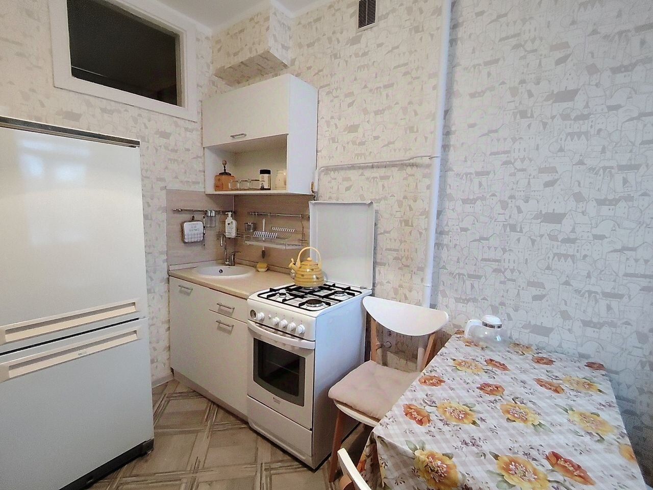 Продажа 3-комн квартиры на вторичном рынке пос. Звездный городок,  д. 5
