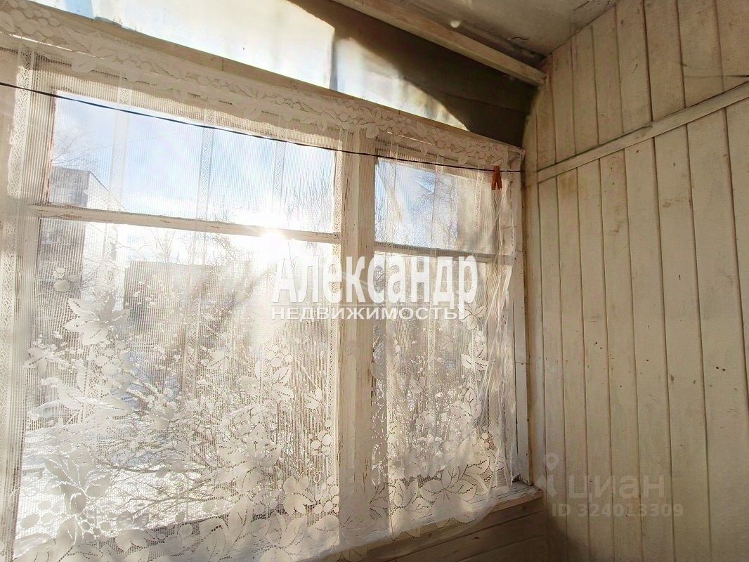 Продажа 1-комн квартиры на вторичном рынке Выборг, улица Рубежная, 27