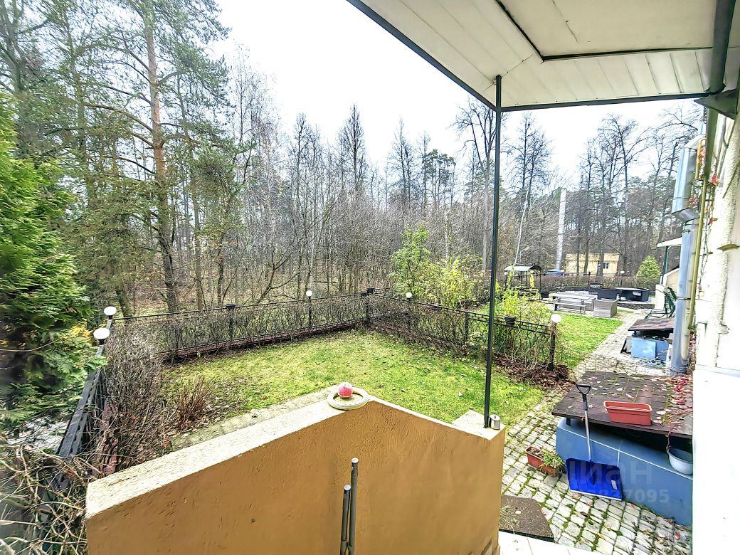 Продажа 5-комн квартиры на вторичном рынке Первомайский мкр, Советская улица, 2