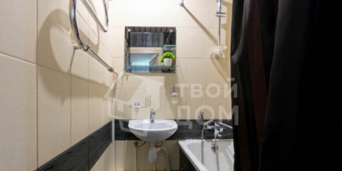 3-комн квартира ул Генерала Симоняка,  д. 4,  к. 1