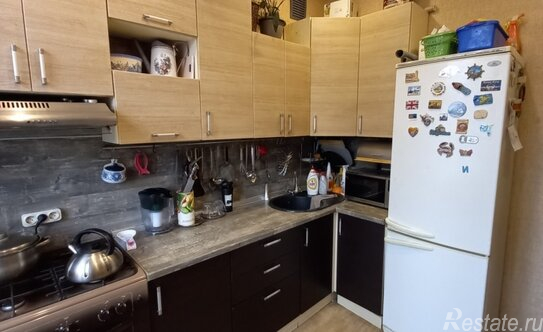 Продажа 2-комн квартиры на вторичном рынке Двинская улица,  д. 11