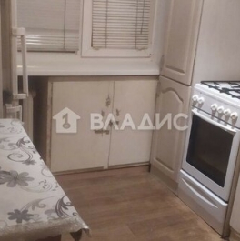 Продажа 3-комн квартиры на вторичном рынке Новочеркасский пр-кт,  д. 50 к1