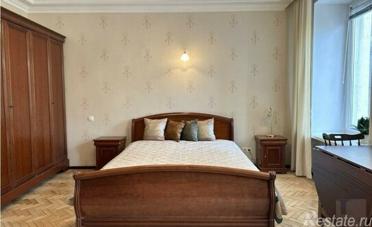 Продажа 3-комн квартиры на вторичном рынке Владимирский пр-кт,  д. 13/9