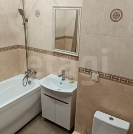 Продажа 3-комн квартиры на вторичном рынке Коломяжский пр-кт,  д. 13 к2