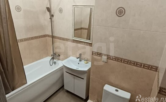 Продажа 3-комн квартиры на вторичном рынке Коломяжский пр-кт,  д. 13 к2