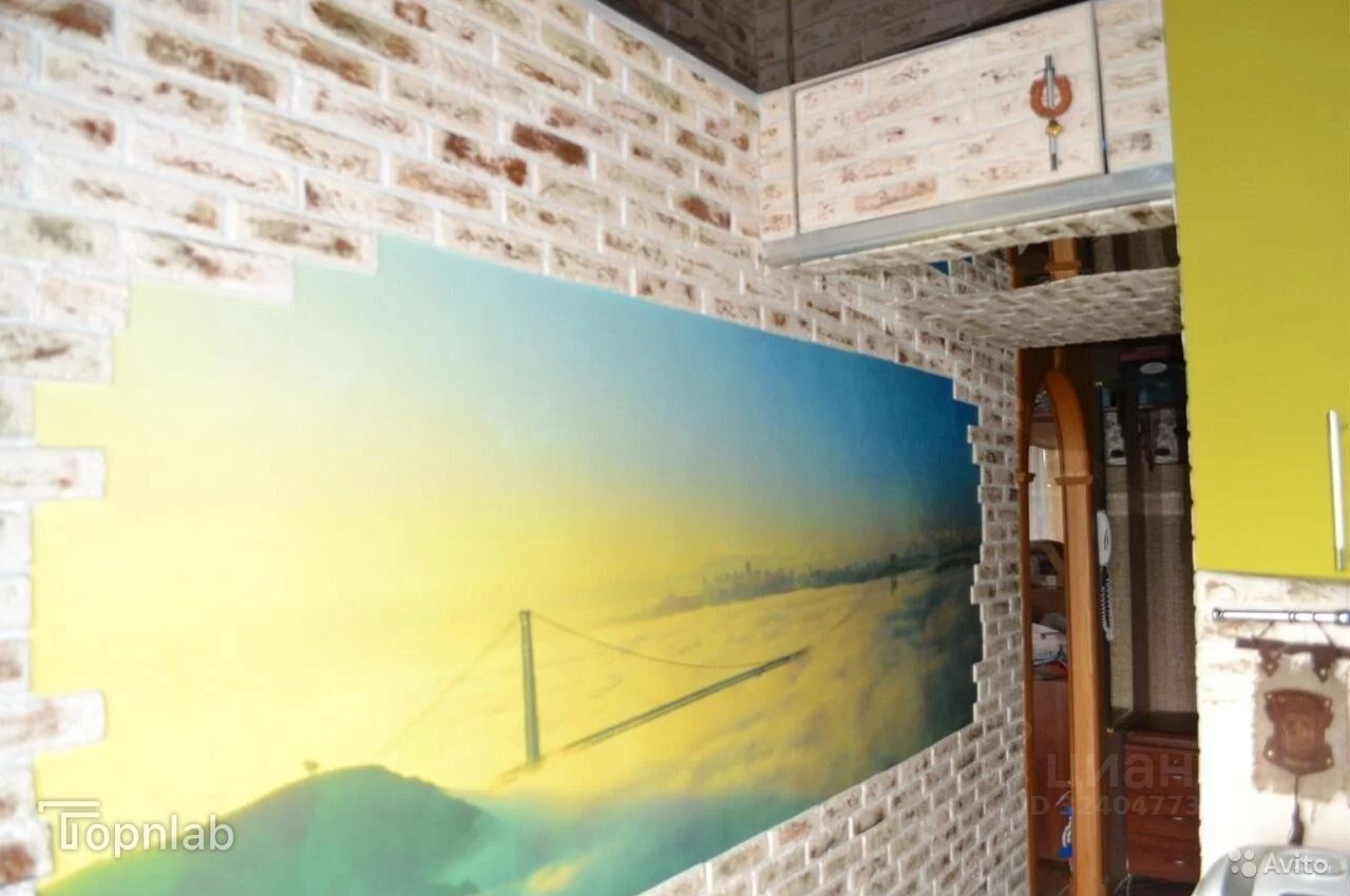 Продажа 3-комн квартиры на вторичном рынке Новосибирская улица, 18