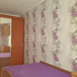 Продажа 4-комн квартиры на вторичном рынке Кириши г, Героев пр-кт