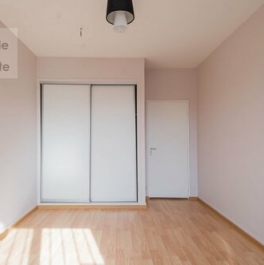 Продажа 4-комн квартиры на вторичном рынке улица Дунаевского,  д. 7