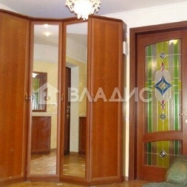 Продажа 5-комн квартиры на вторичном рынке Абрамцевская улица,  д. 2 с1