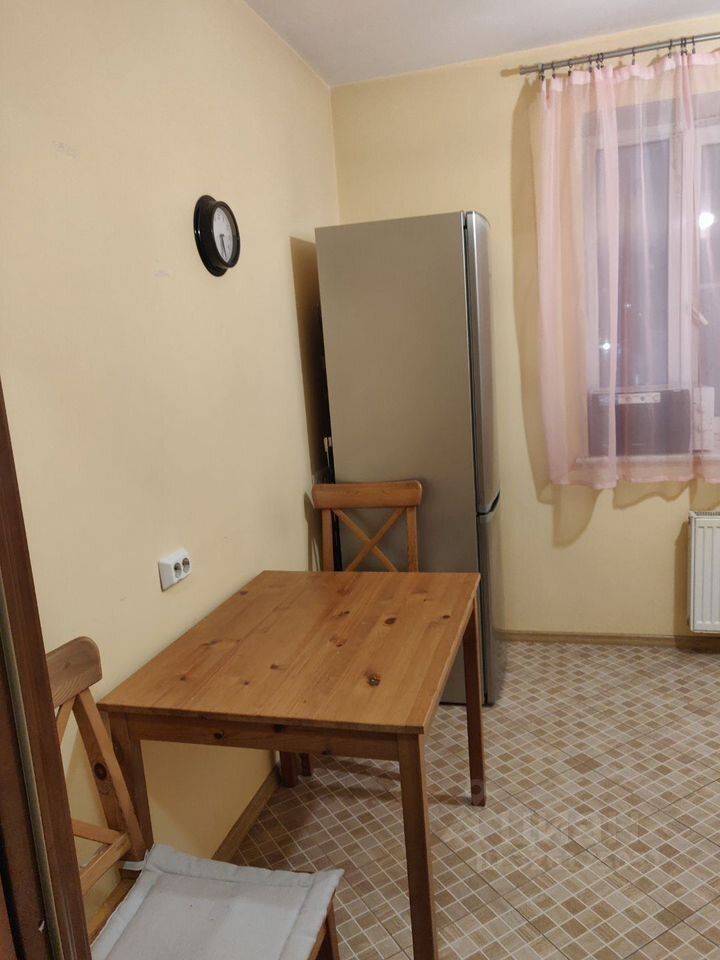 Продажа 2-комн квартиры на вторичном рынке Караваевская улица, 28к1