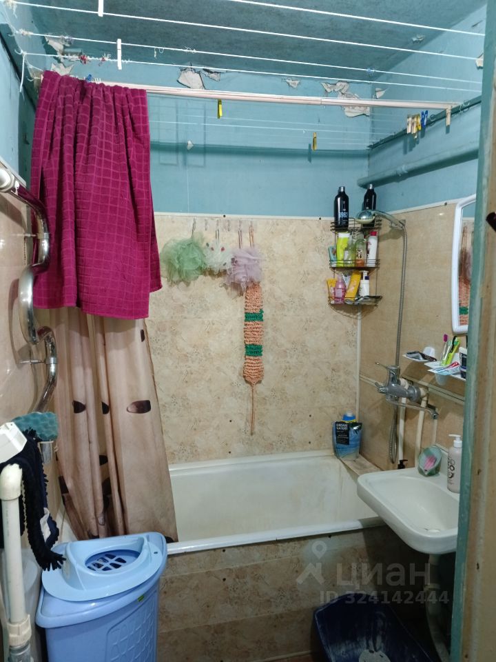 Продажа 2-комн квартиры на вторичном рынке Коломна, улица Шилова,  д. 3А